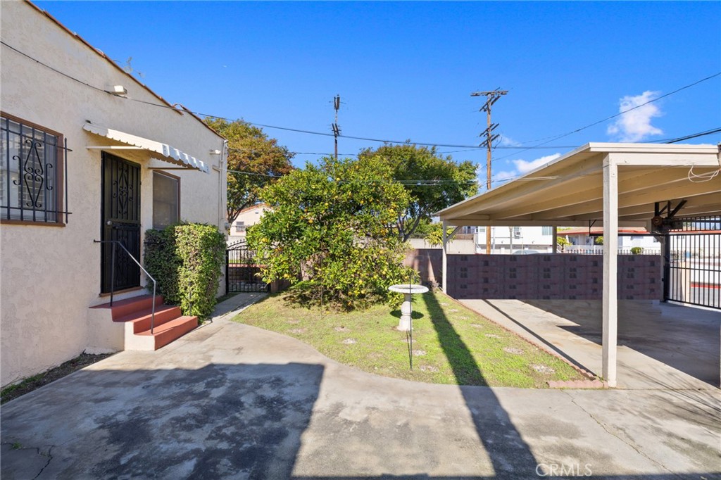 600 La Paloma Avenue