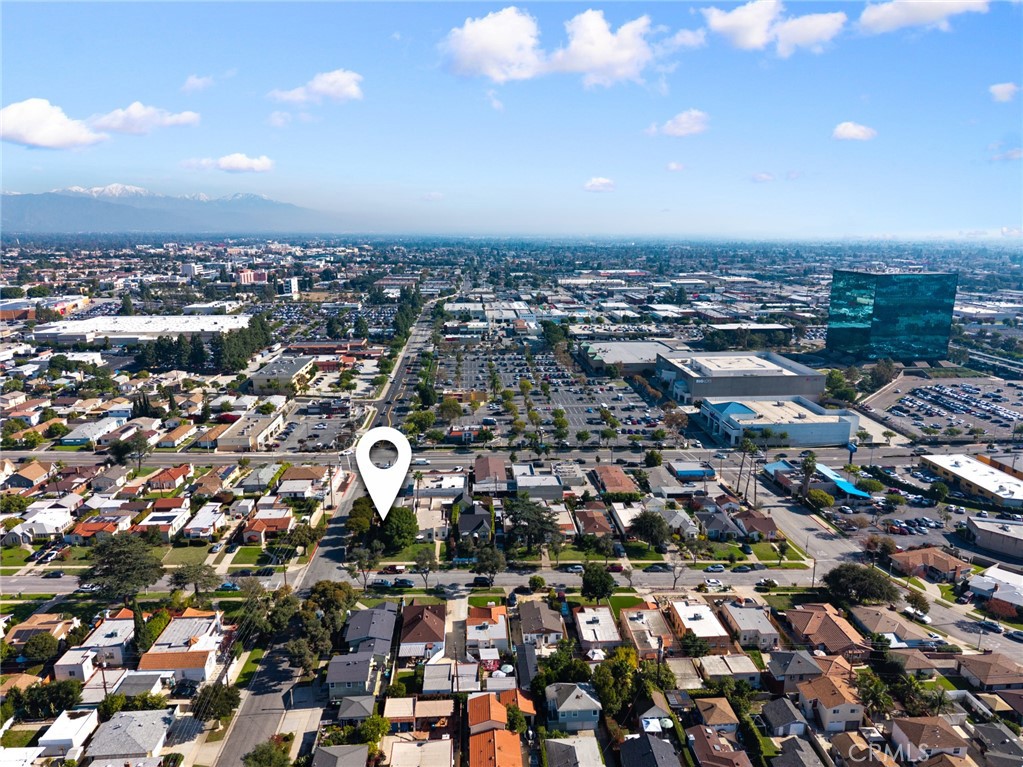 600 La Paloma Avenue