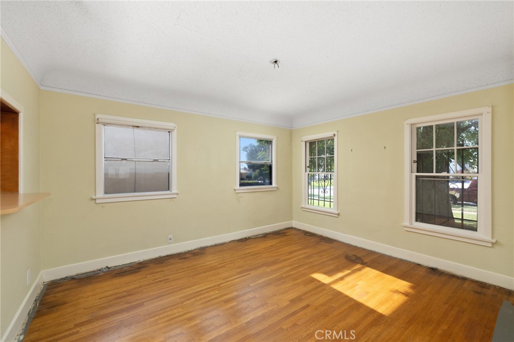 600 La Paloma Avenue