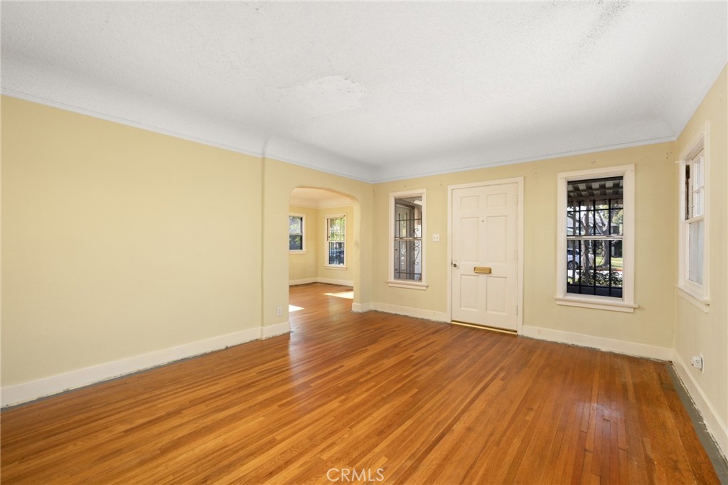 600 La Paloma Avenue