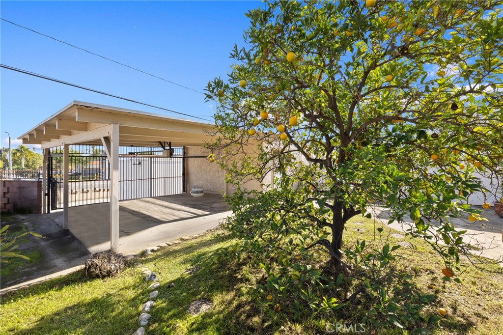 600 La Paloma Avenue