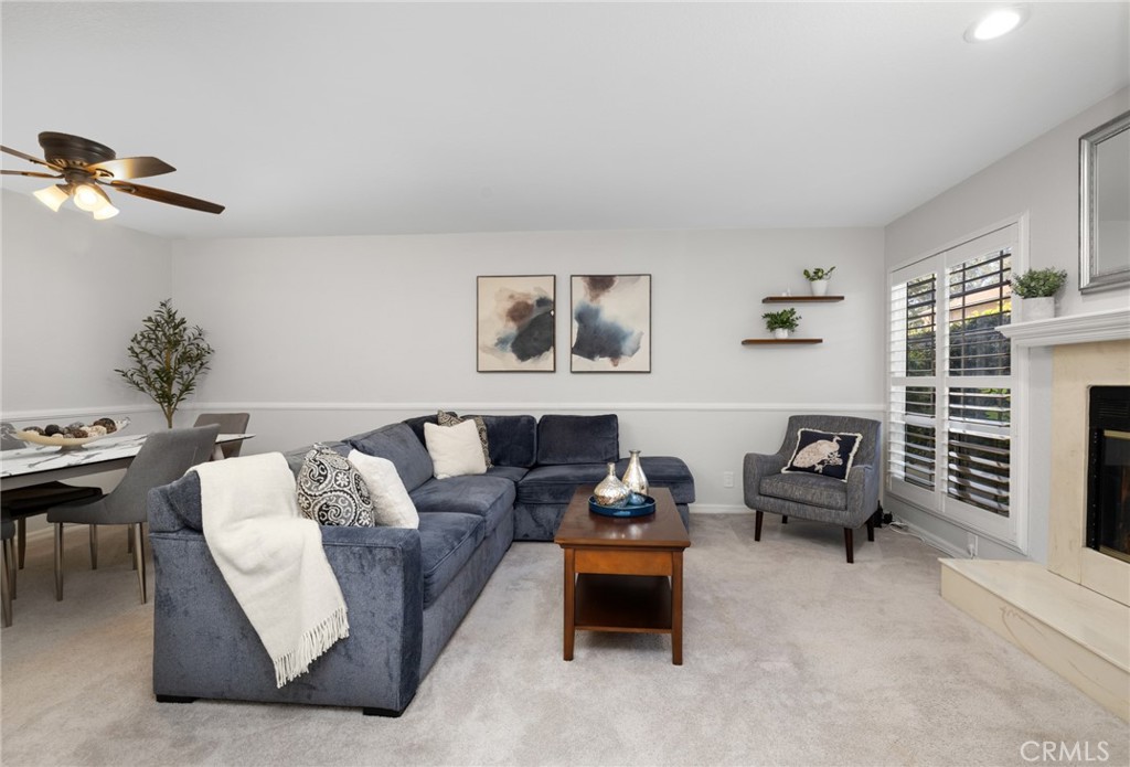 121 N Mountain Avenue