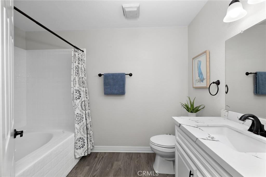 121 N Mountain Avenue