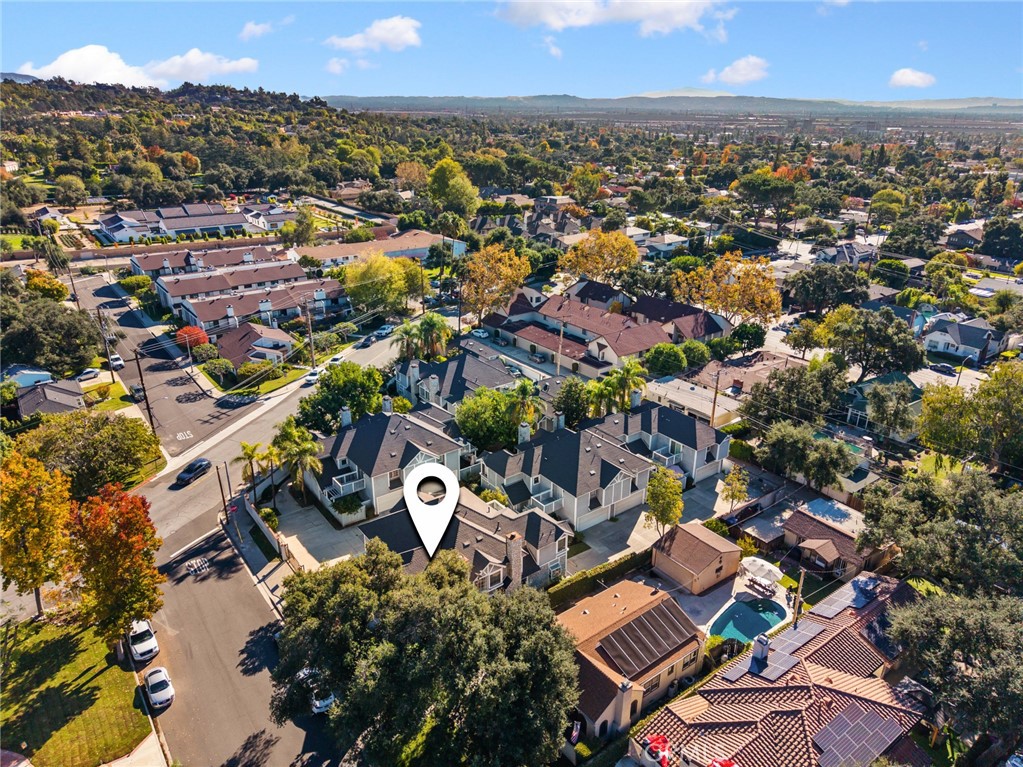 121 N Mountain Avenue