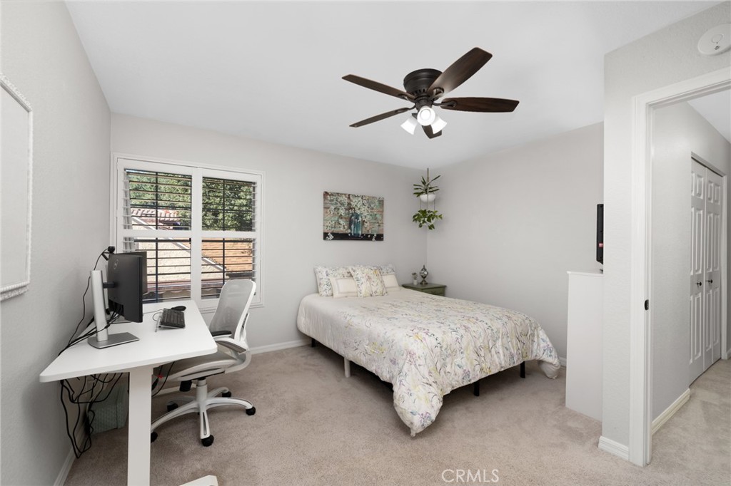 121 N Mountain Avenue