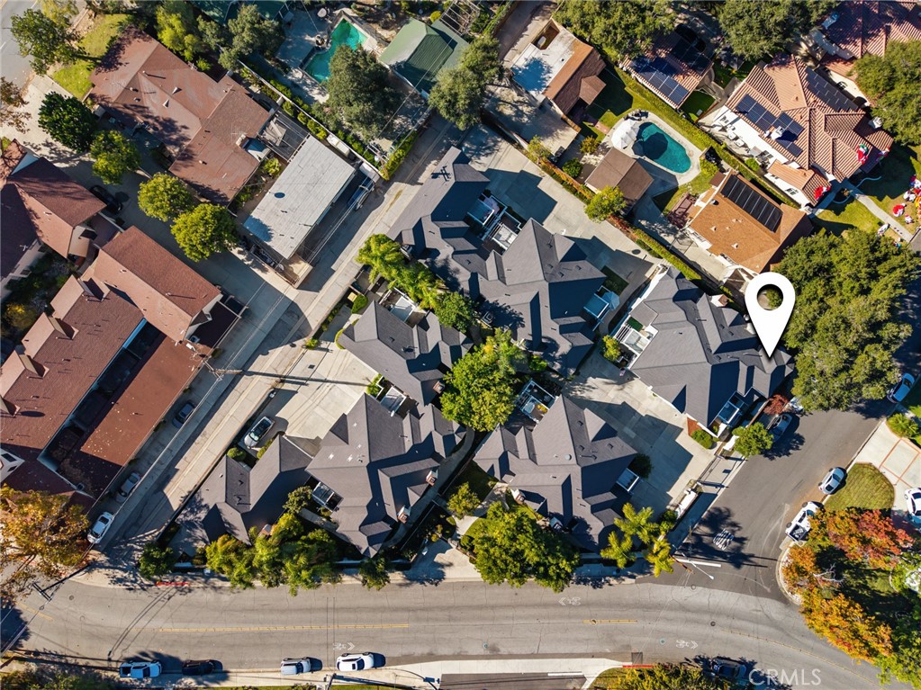 121 N Mountain Avenue