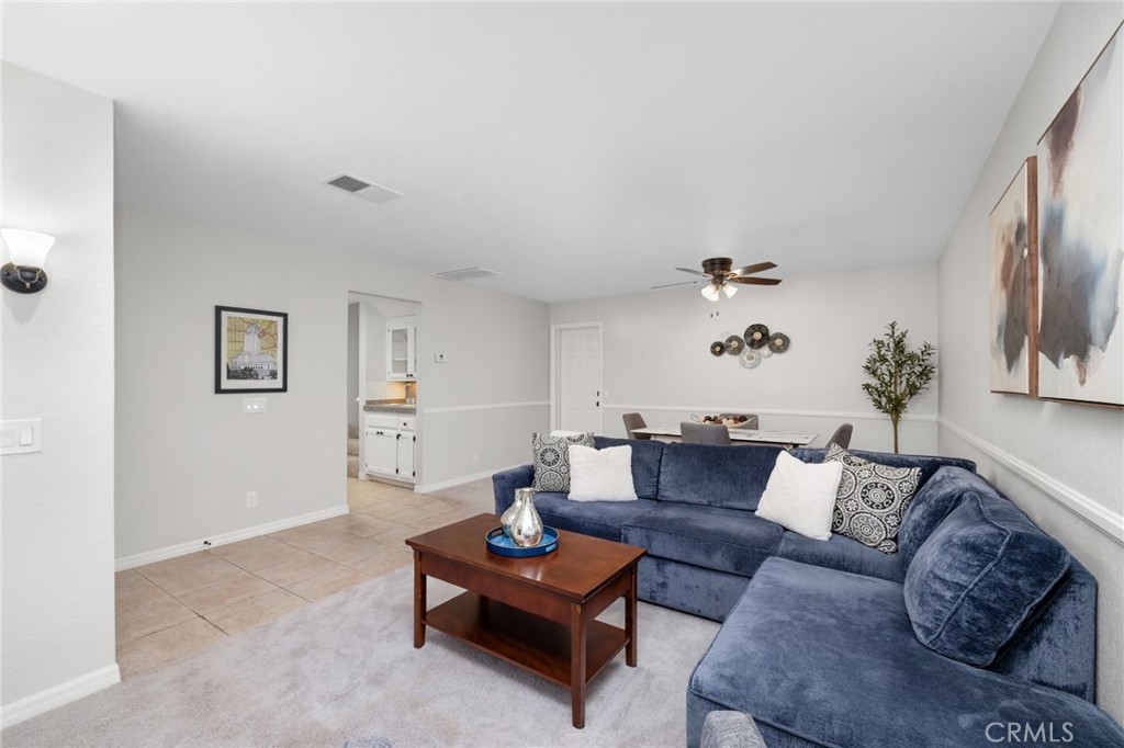 121 N Mountain Avenue