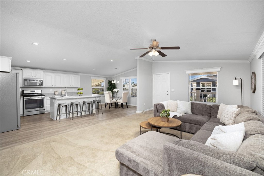 3530 Damien Avenue 109