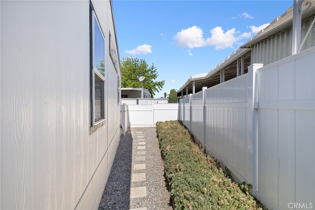 3530 Damien Avenue 109