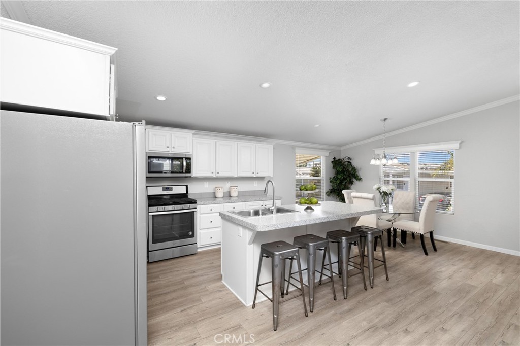 3530 Damien Avenue 109