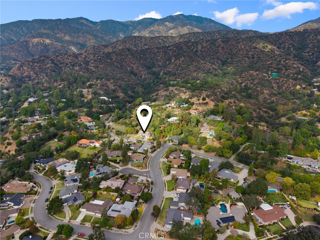 785 Norumbega Drive