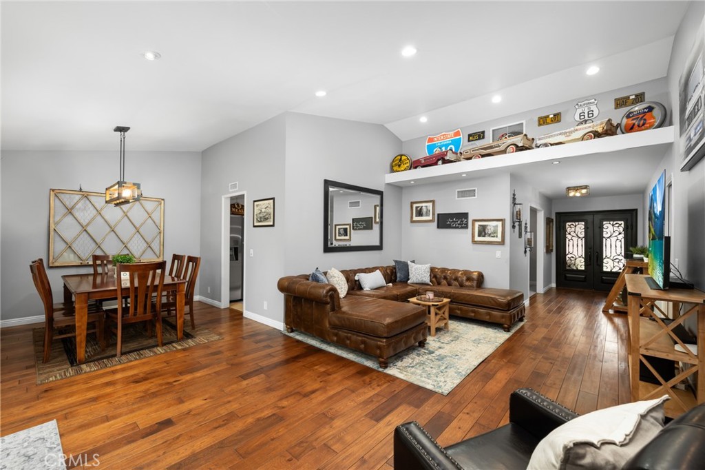 264 E Radcliffe