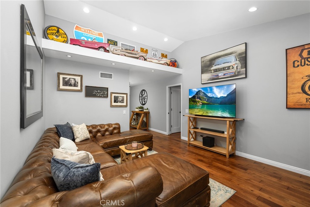 264 E Radcliffe