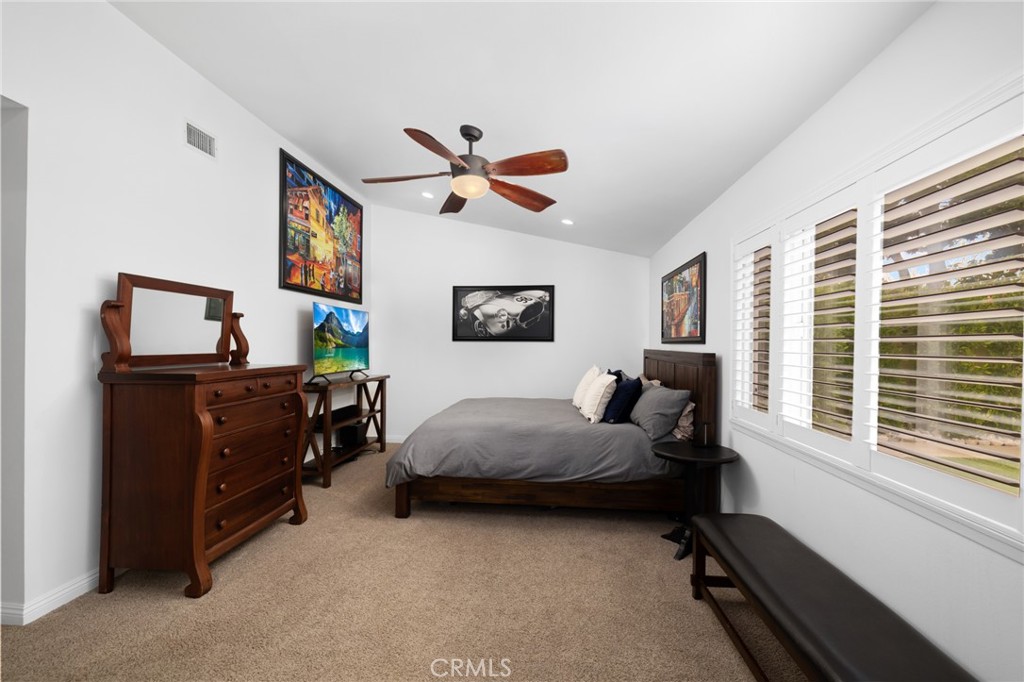 264 E Radcliffe