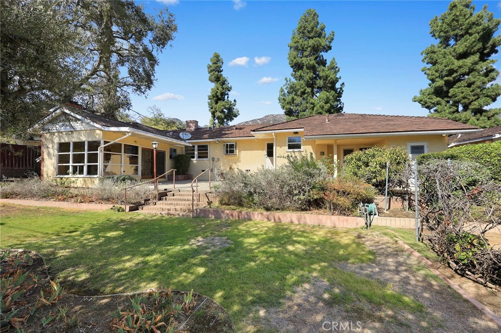 1709 El Vista Circle