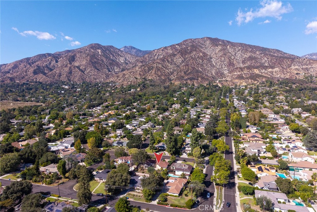 1709 El Vista Circle