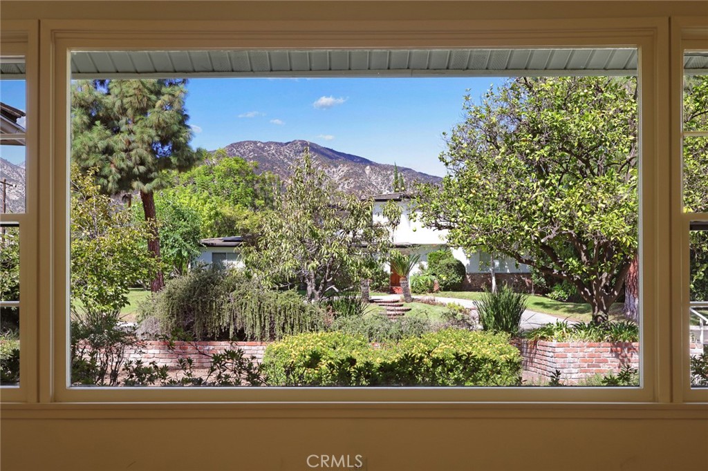 1709 El Vista Circle
