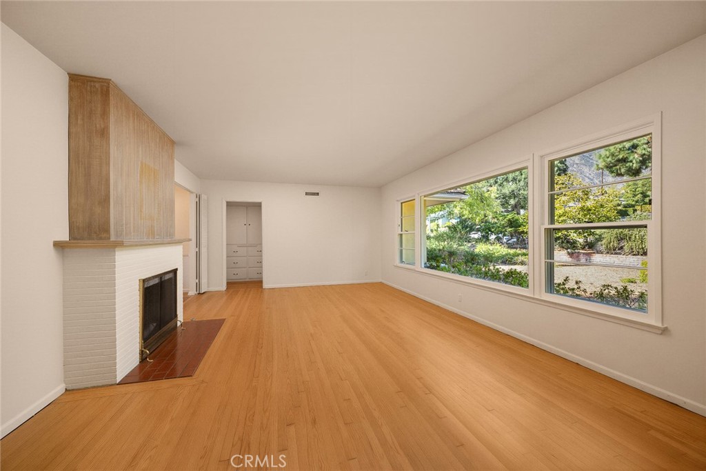 1709 El Vista Circle