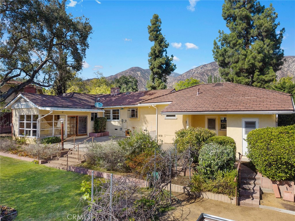 1709 El Vista Circle