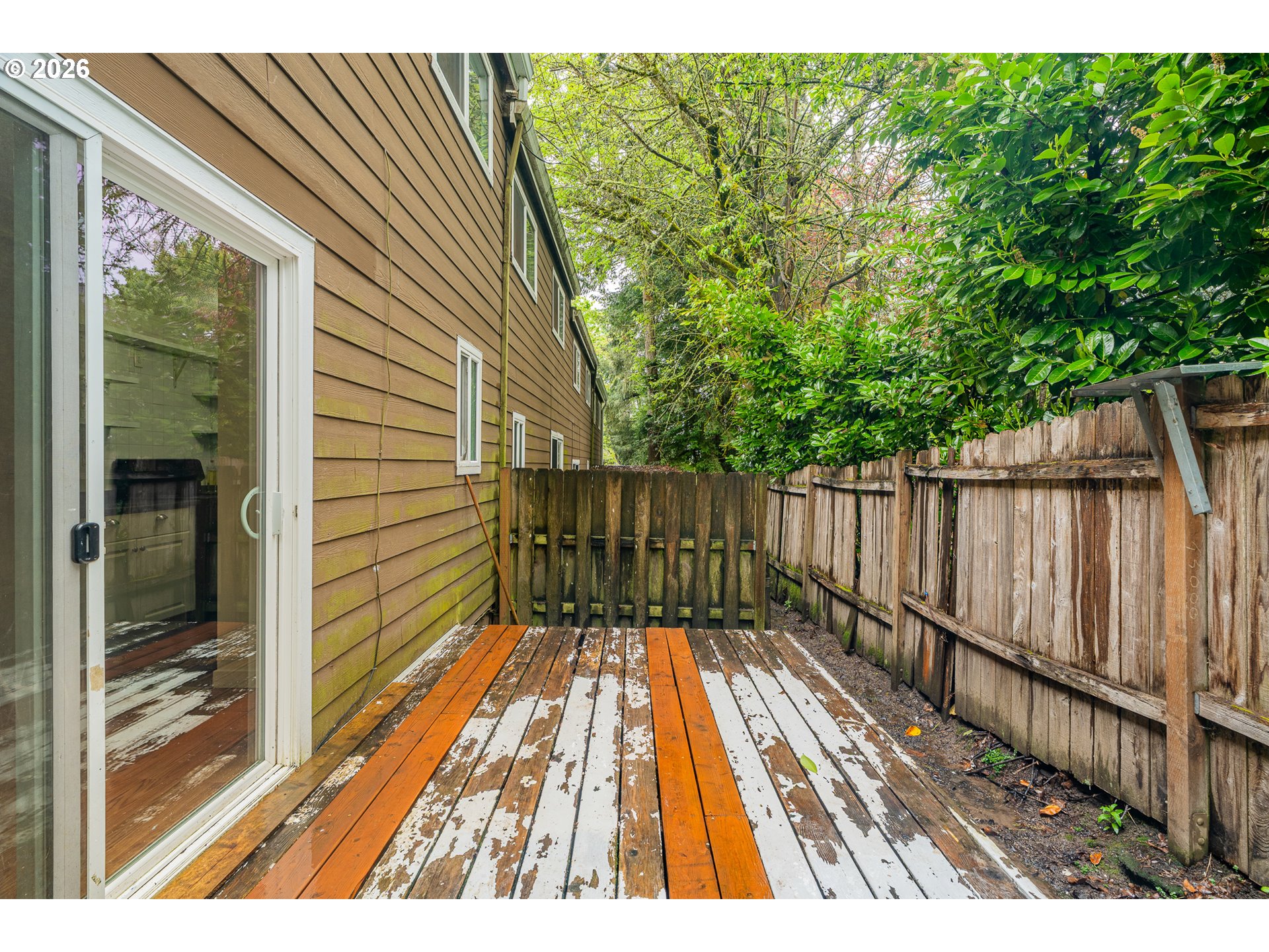 1616 VILLAGE PARK PL