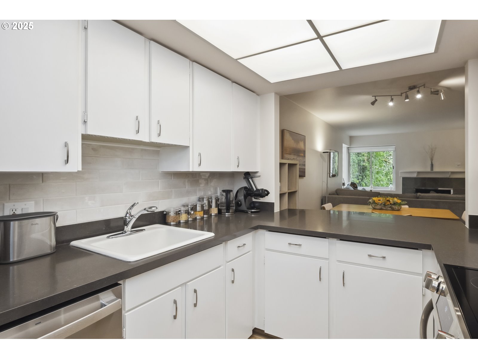 6625 W BURNSIDE RD 231