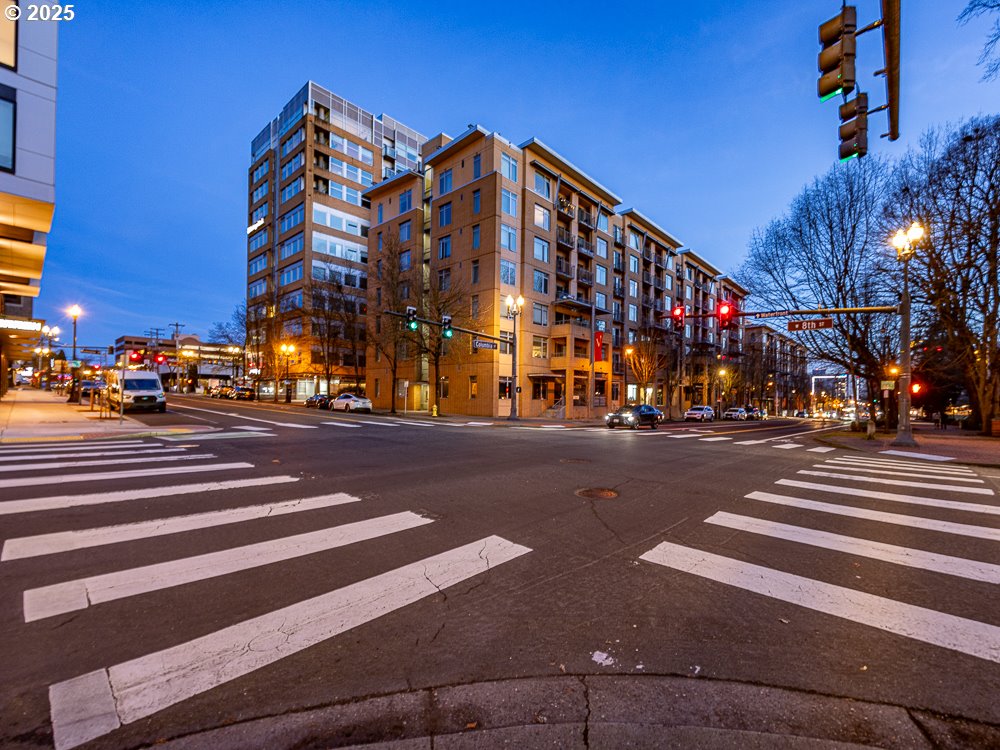 701 COLUMBIA ST 410