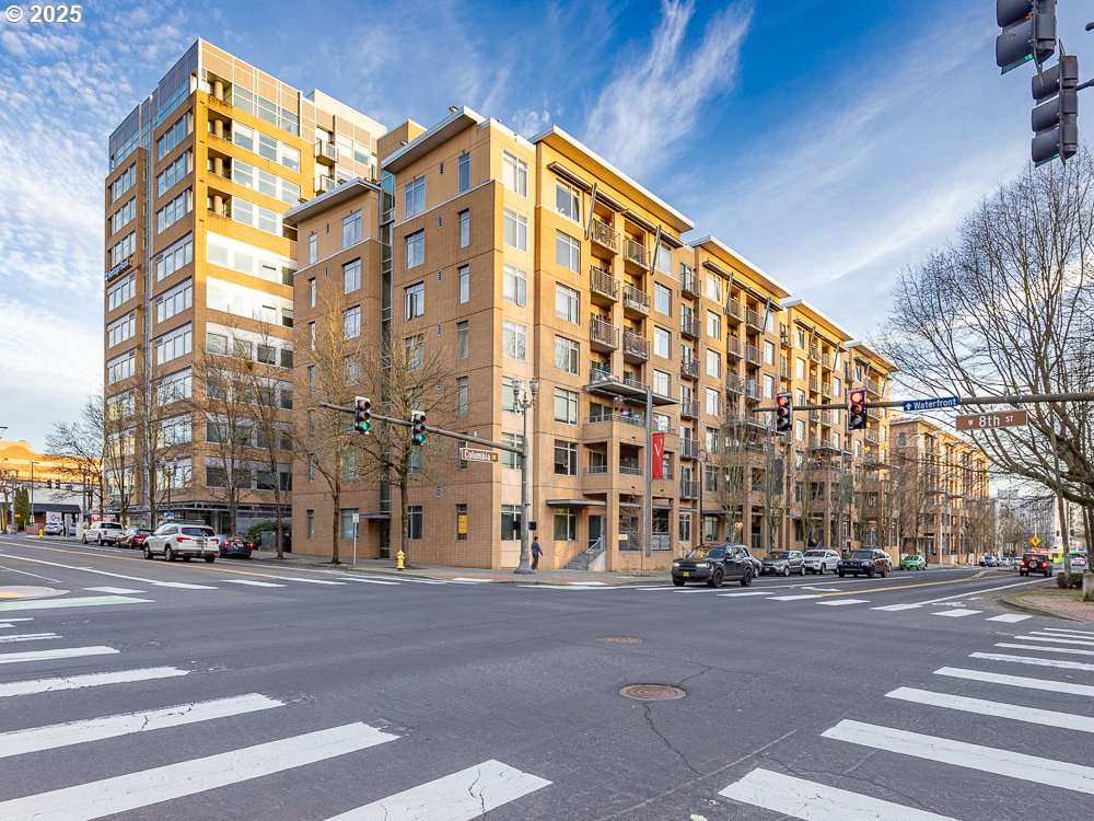 701 COLUMBIA ST 410