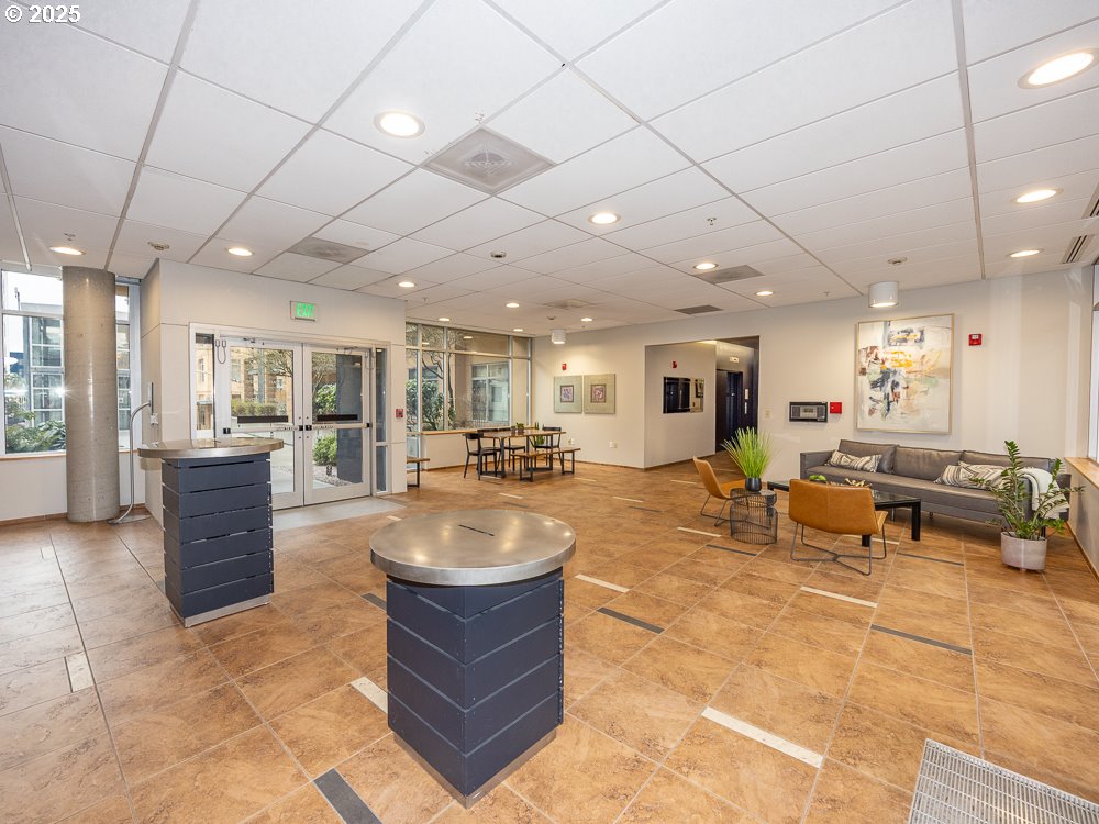 701 COLUMBIA ST 410