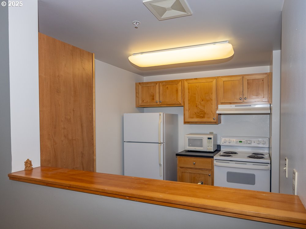 701 COLUMBIA ST 410