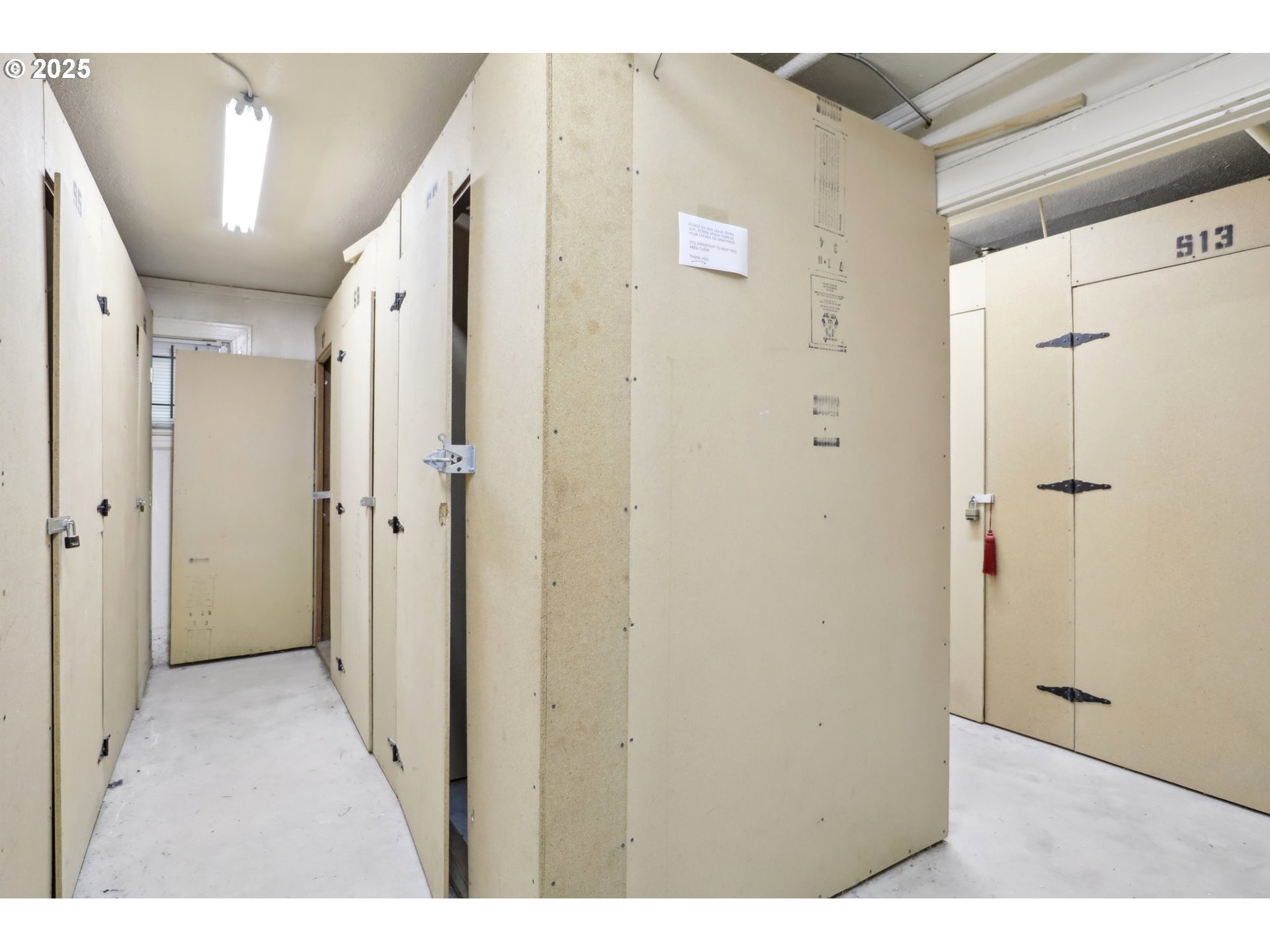 1529 SE HAWTHORNE BLVD 2