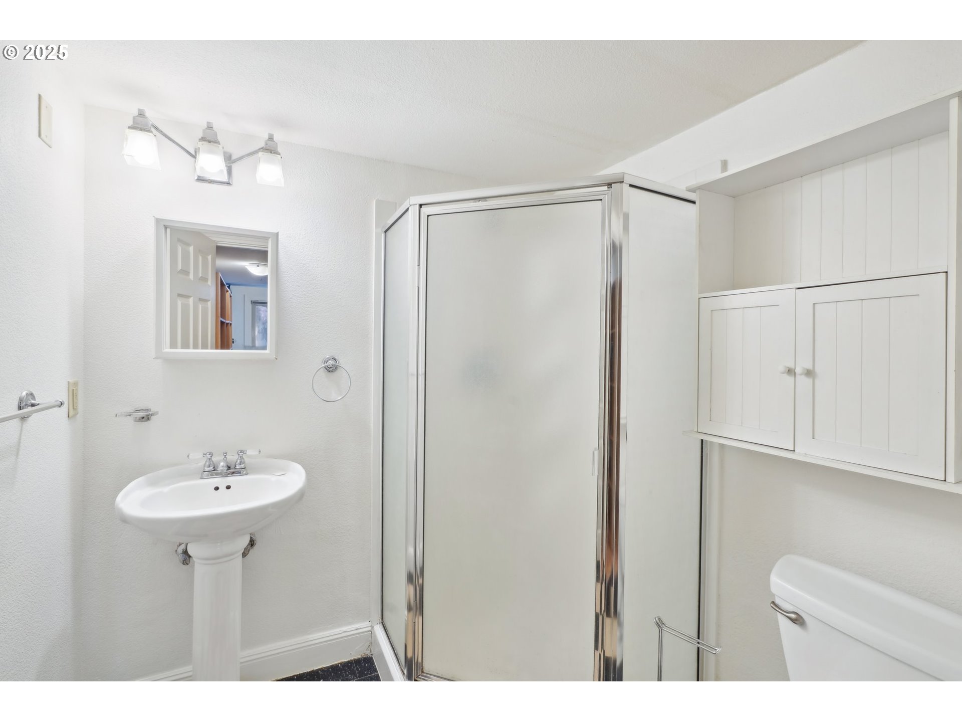 1529 SE HAWTHORNE BLVD 2