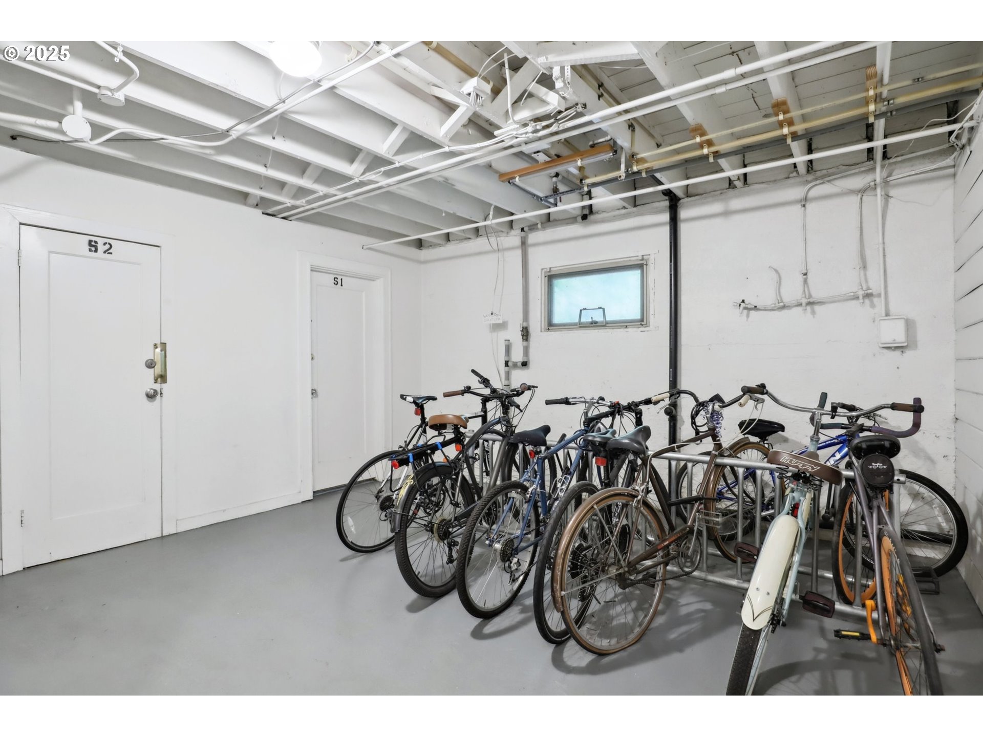 1529 SE HAWTHORNE BLVD 2