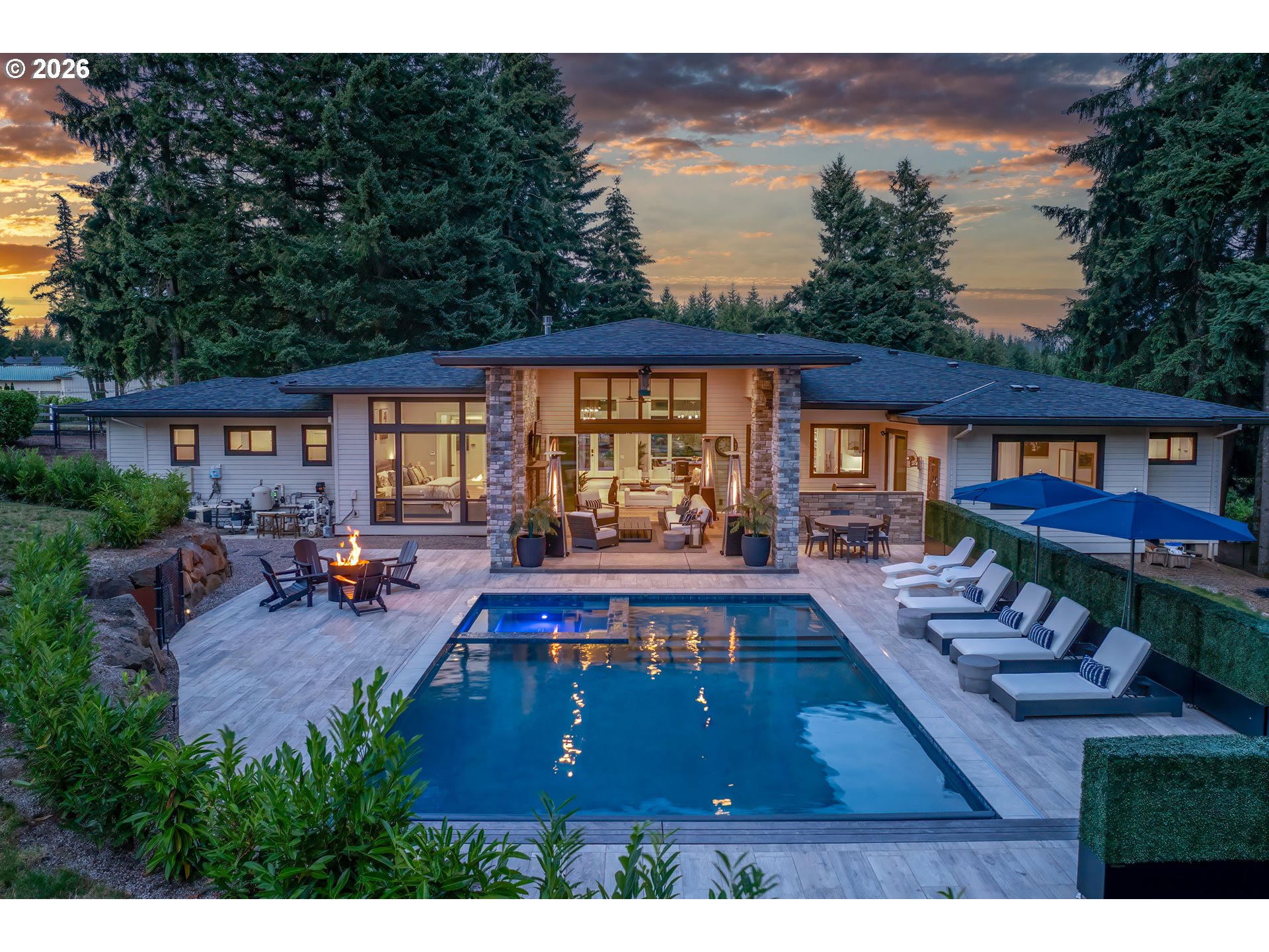 27207 SW PETES MOUNTAIN RD