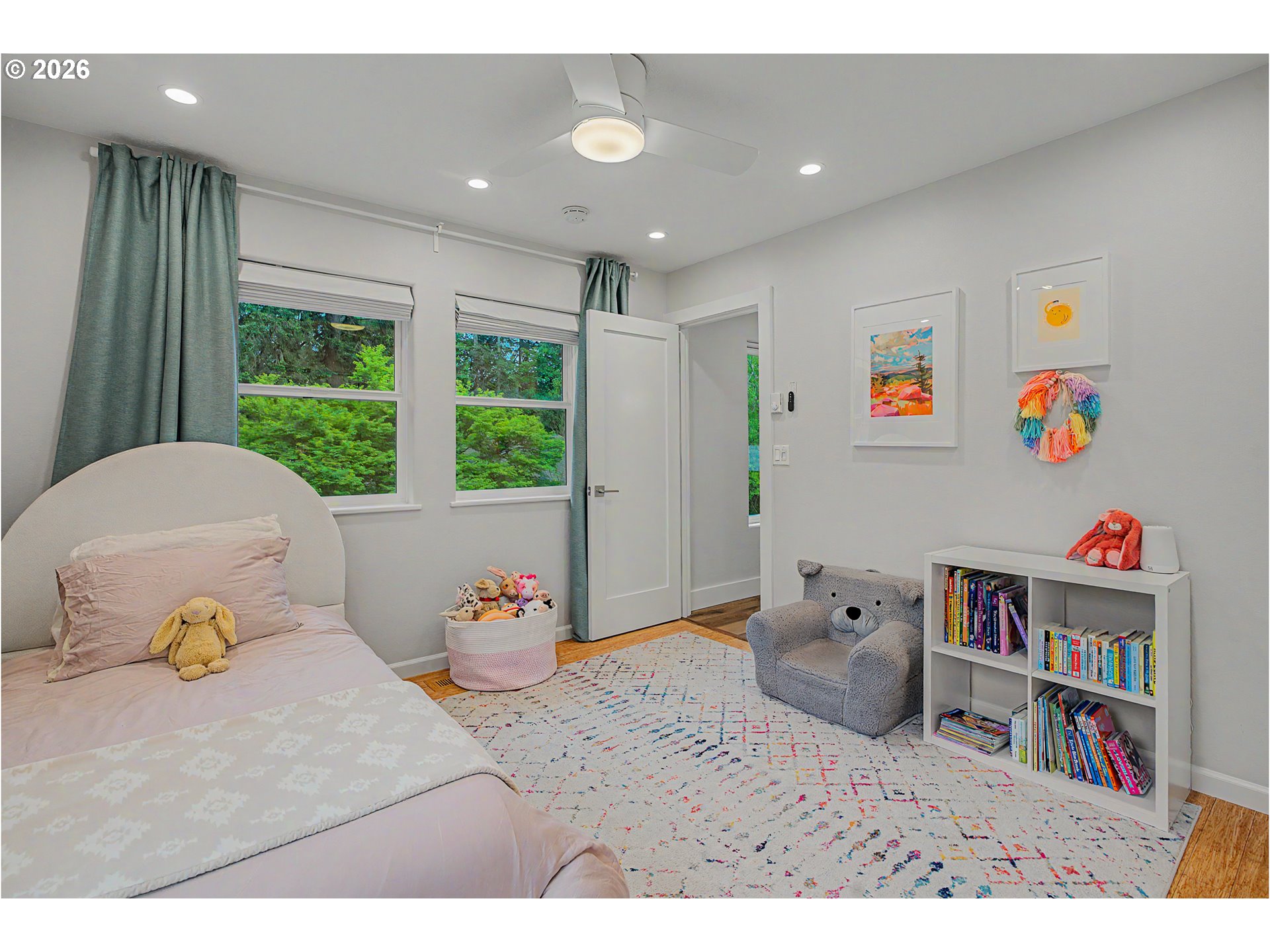 431 SW COLONY DR