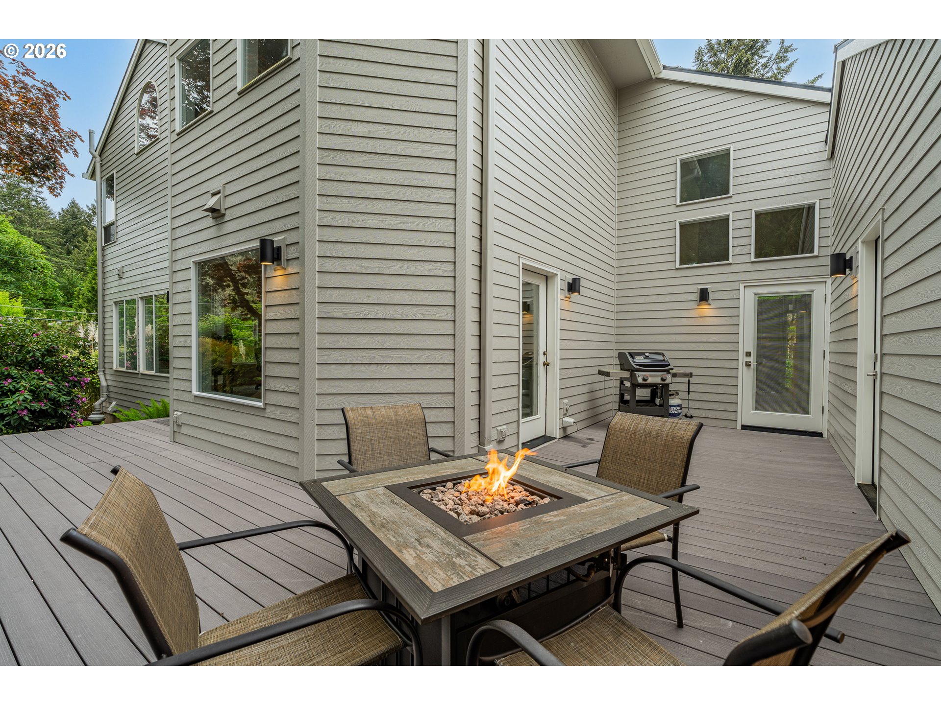 431 SW COLONY DR