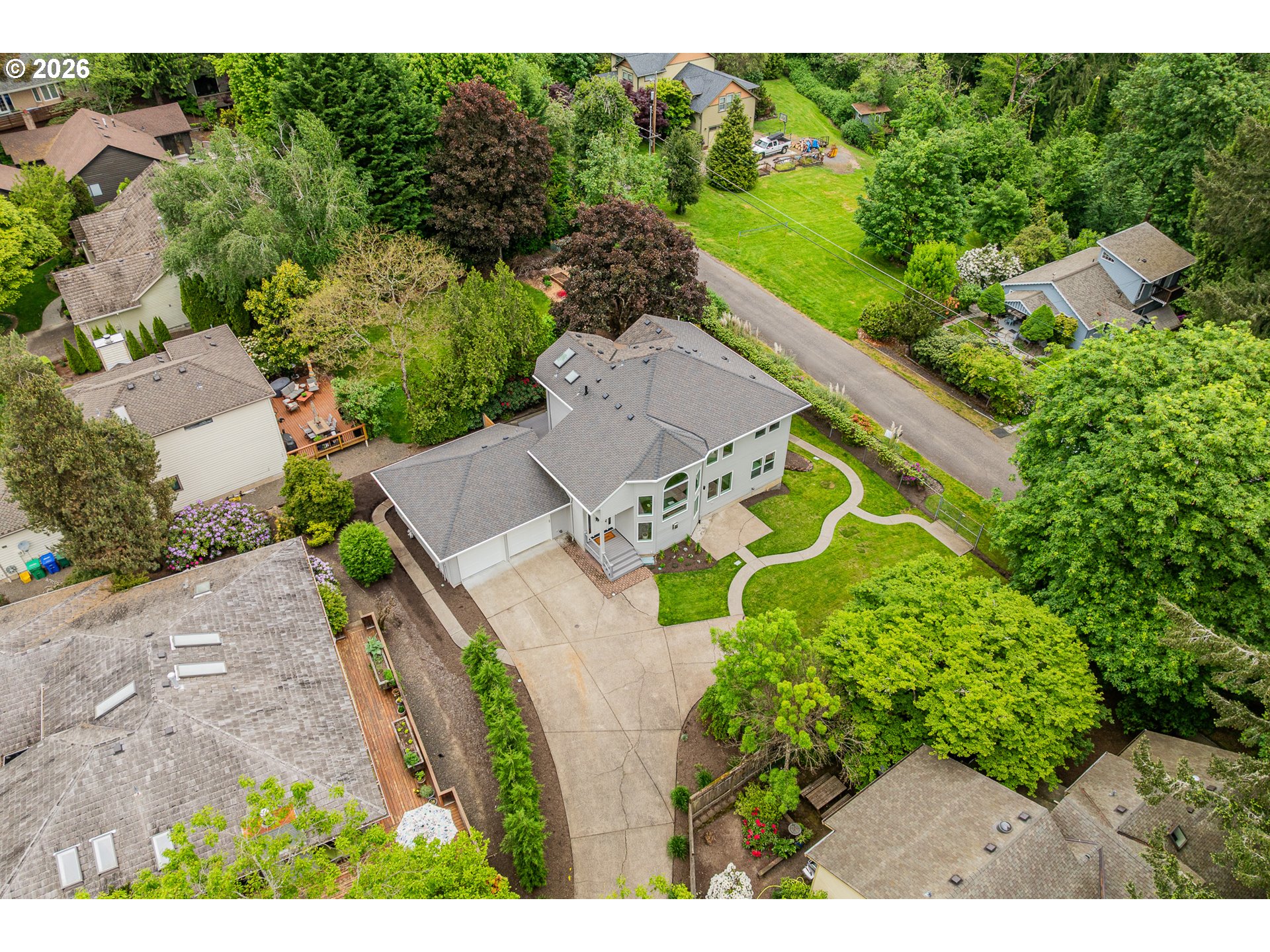 431 SW COLONY DR