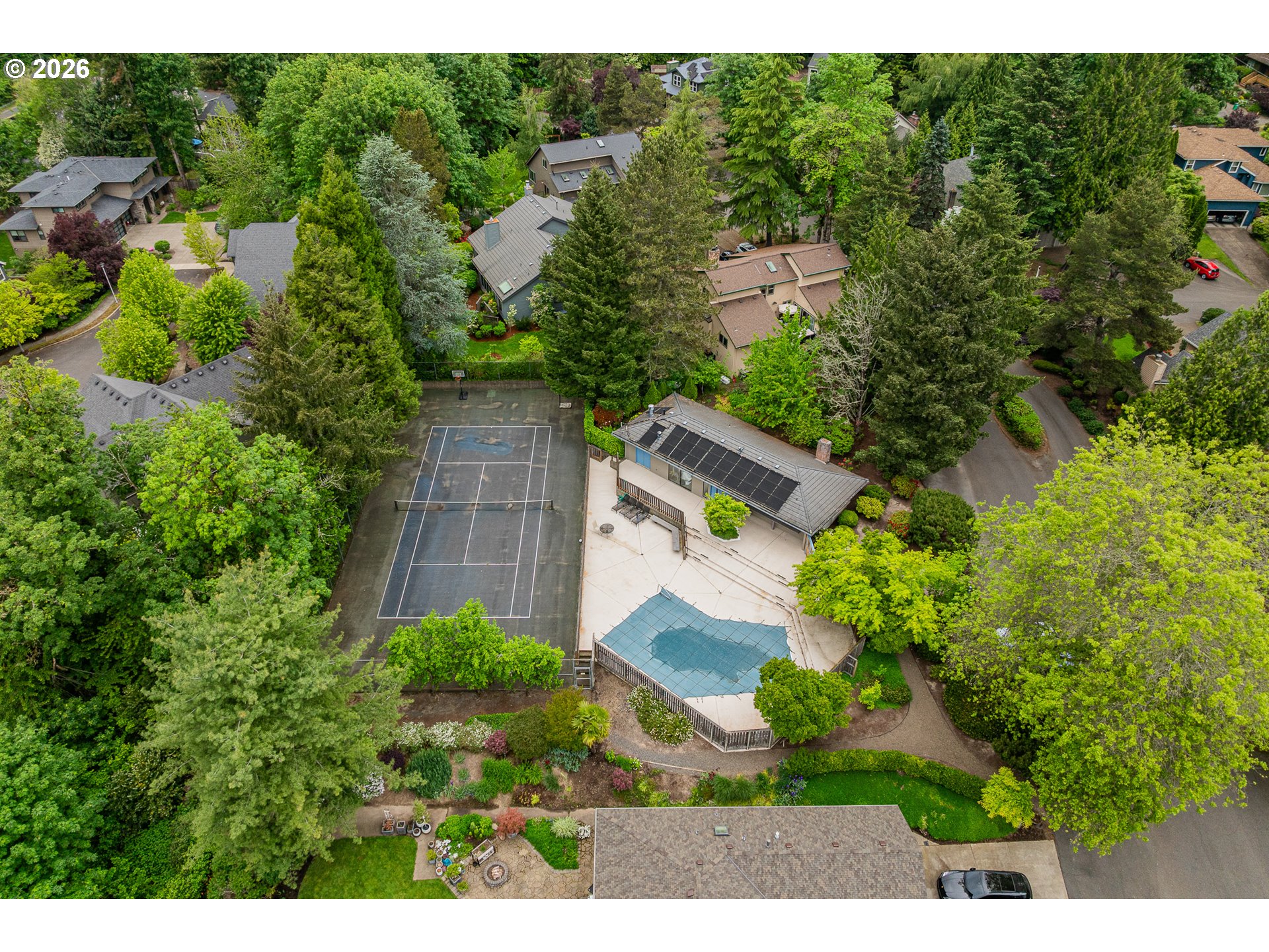 431 SW COLONY DR