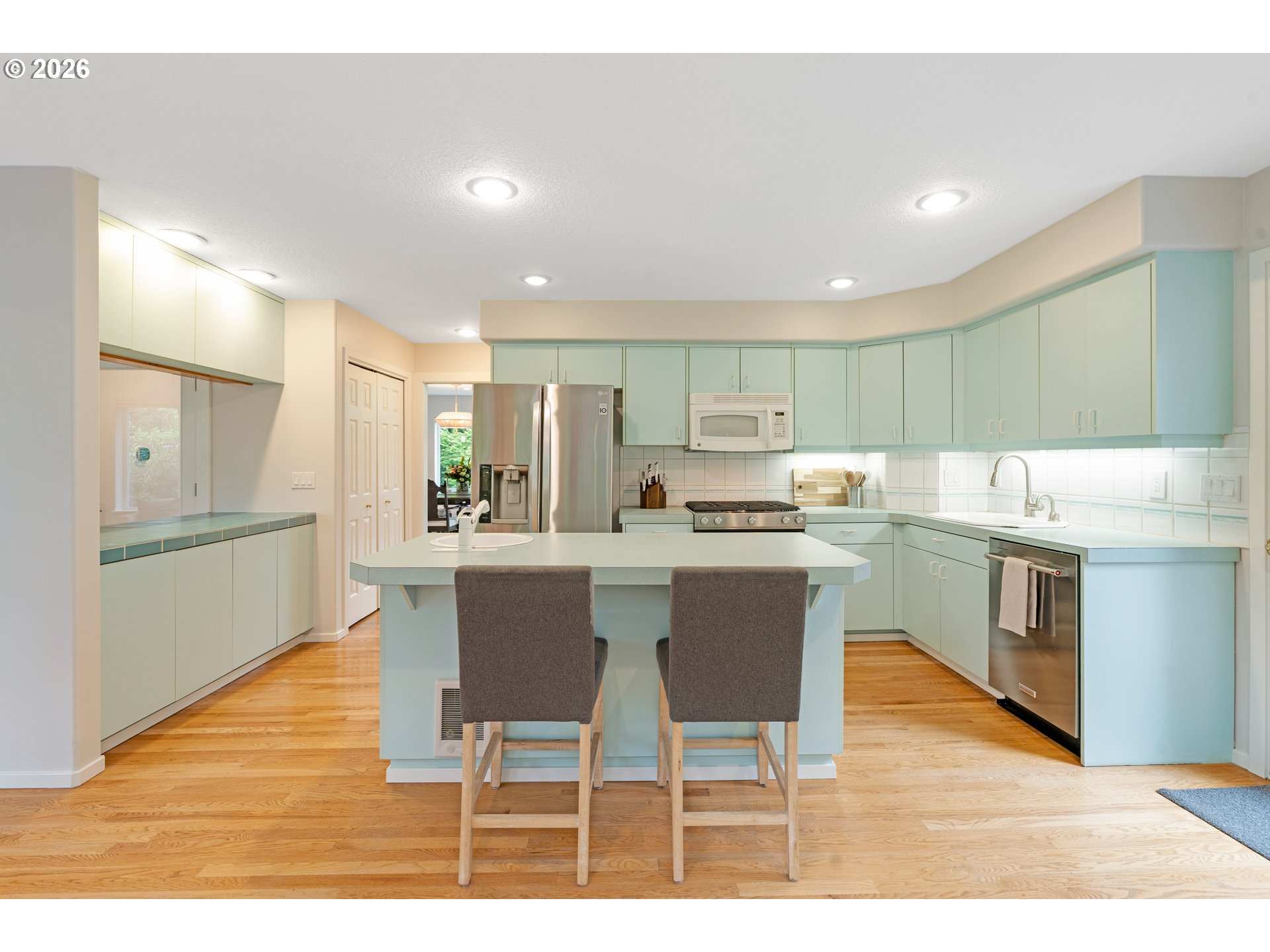 431 SW COLONY DR