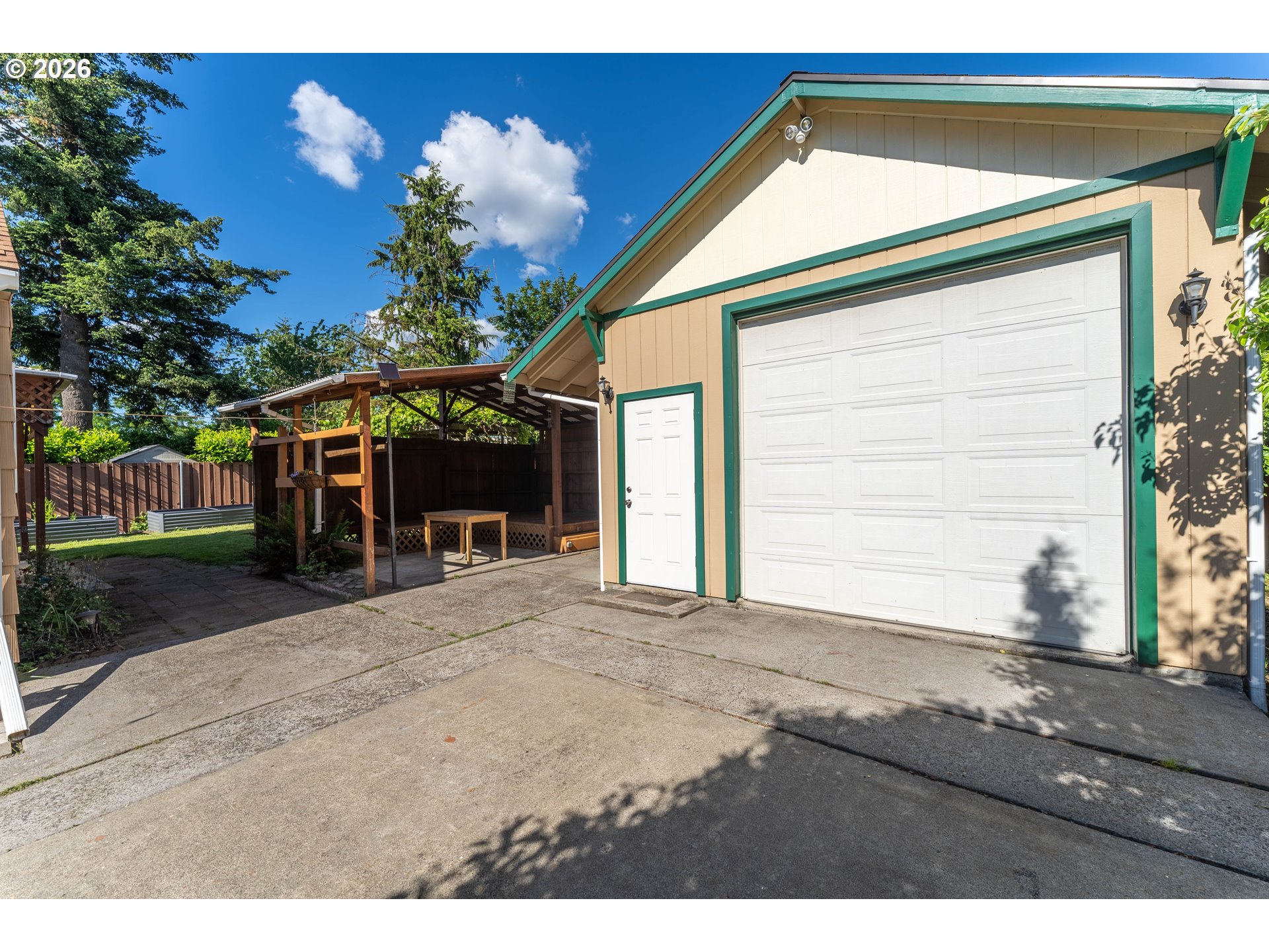 5276 NE 73RD AVE