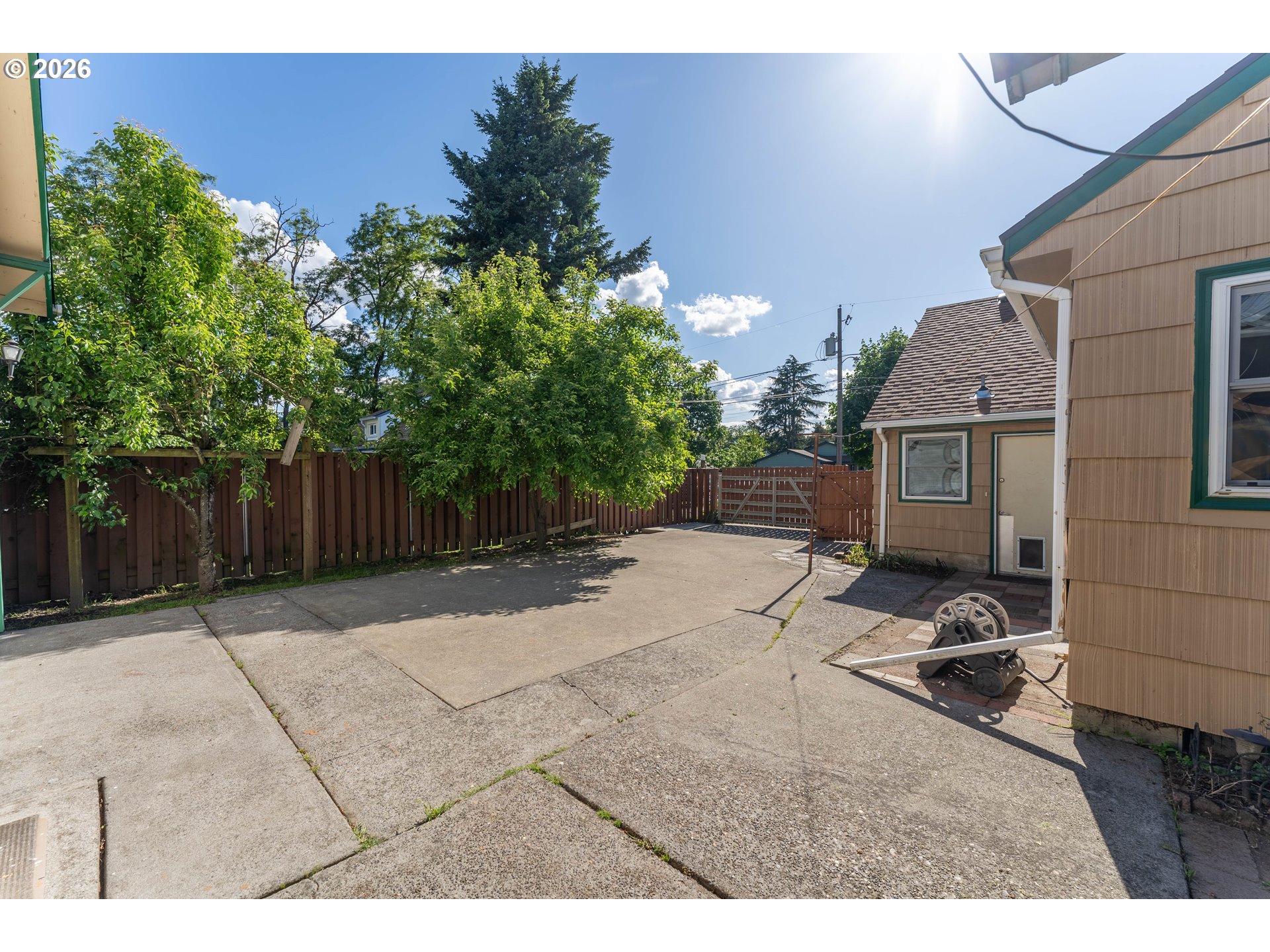 5276 NE 73RD AVE