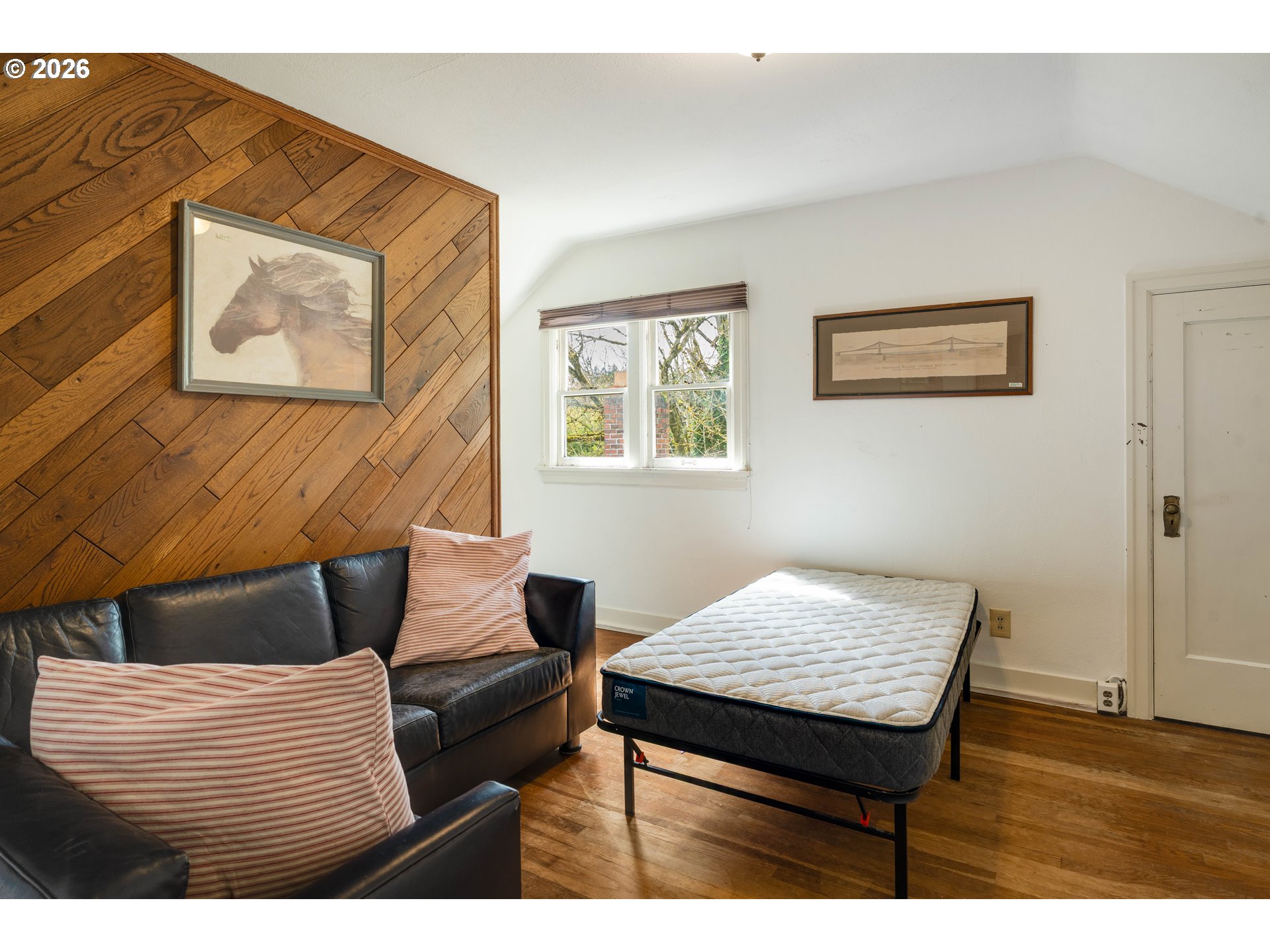 5555 SW SCHOLLS FERRY RD