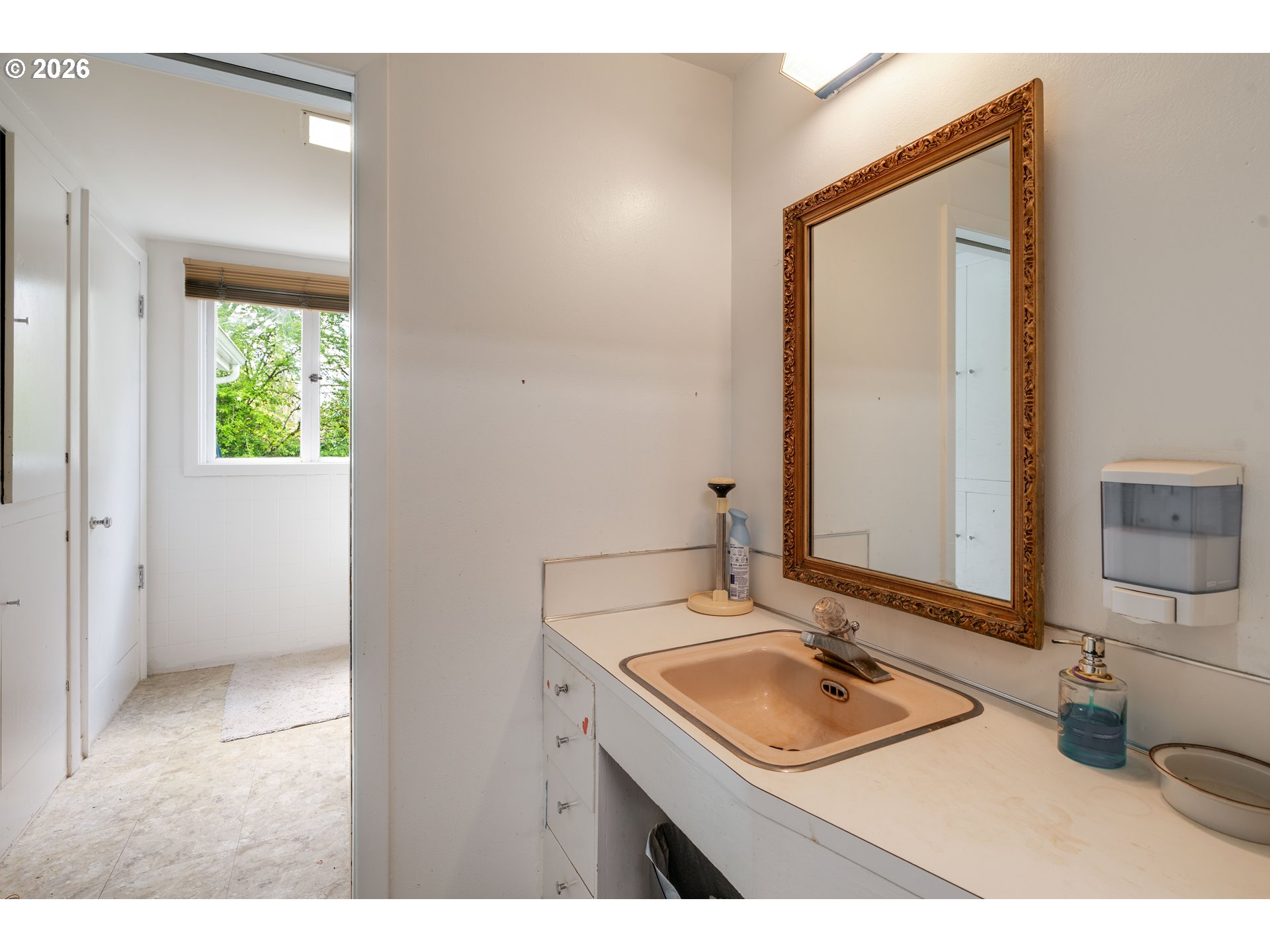 5555 SW SCHOLLS FERRY RD