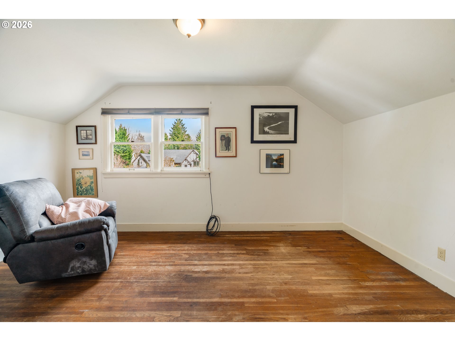 5555 SW SCHOLLS FERRY RD