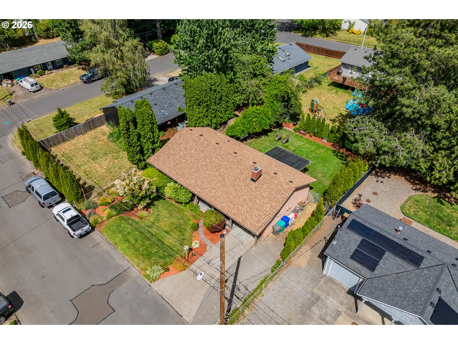200 SE EVELYN AVE