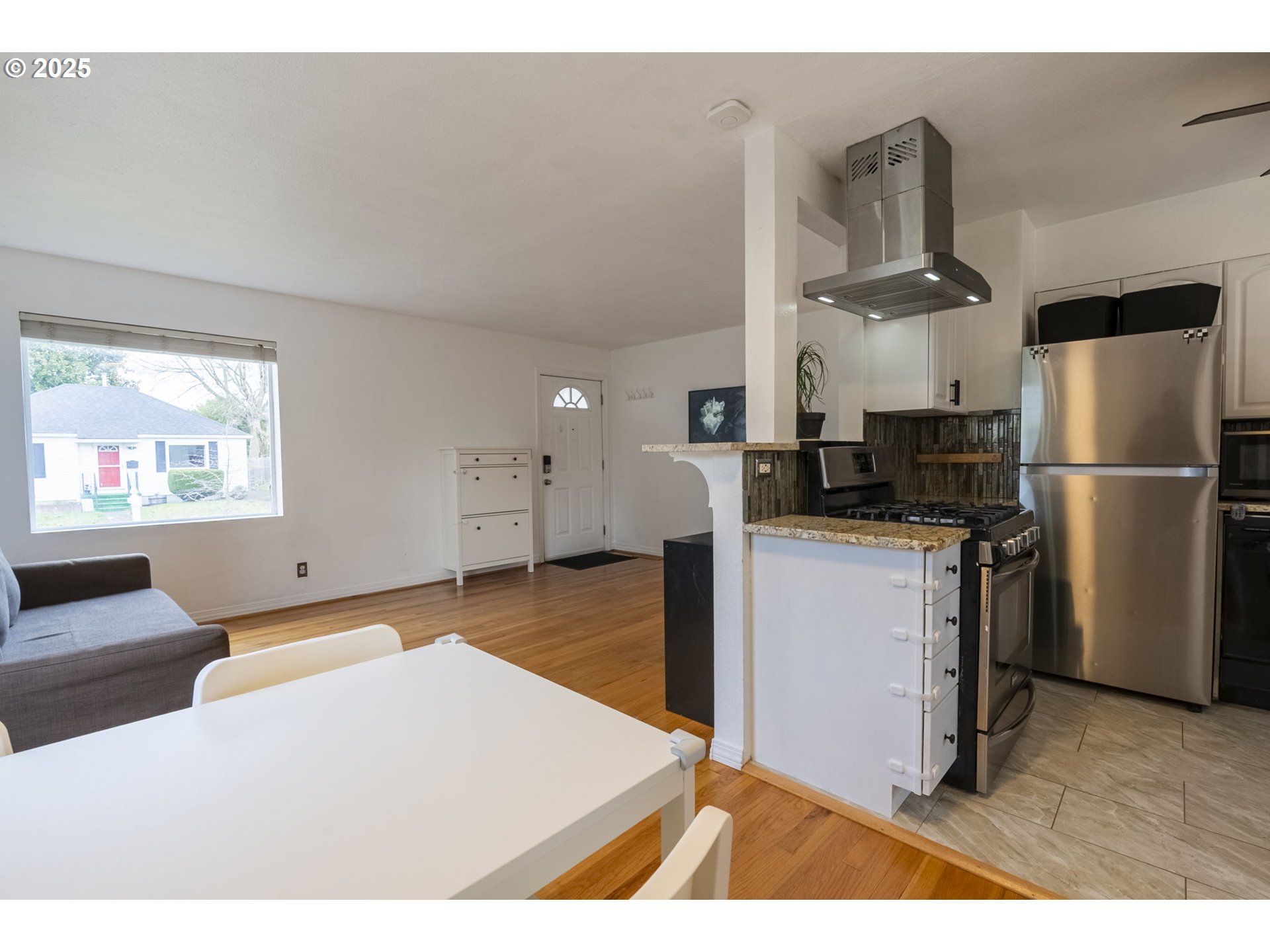 1215 NE 80TH AVE