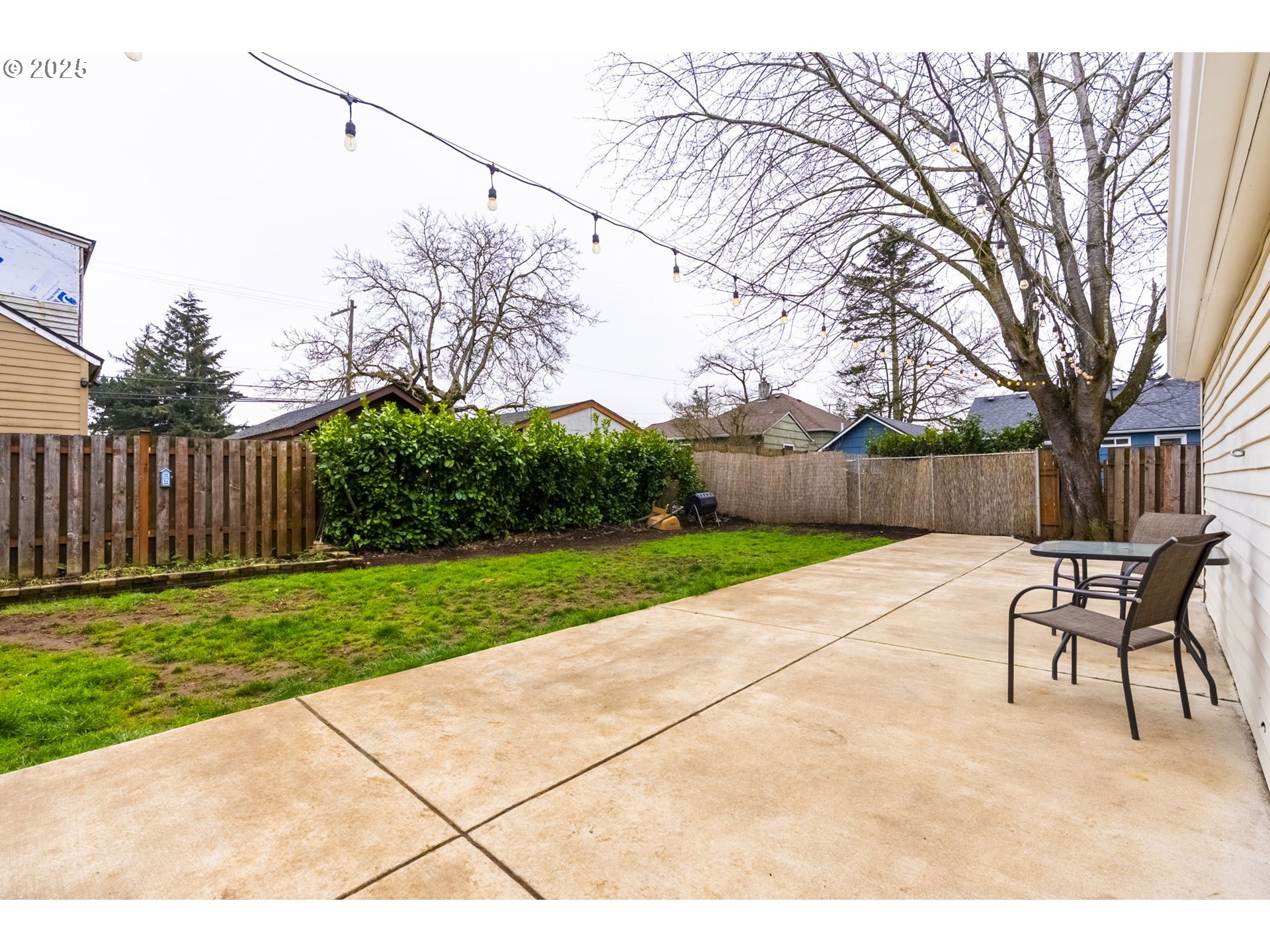 1215 NE 80TH AVE