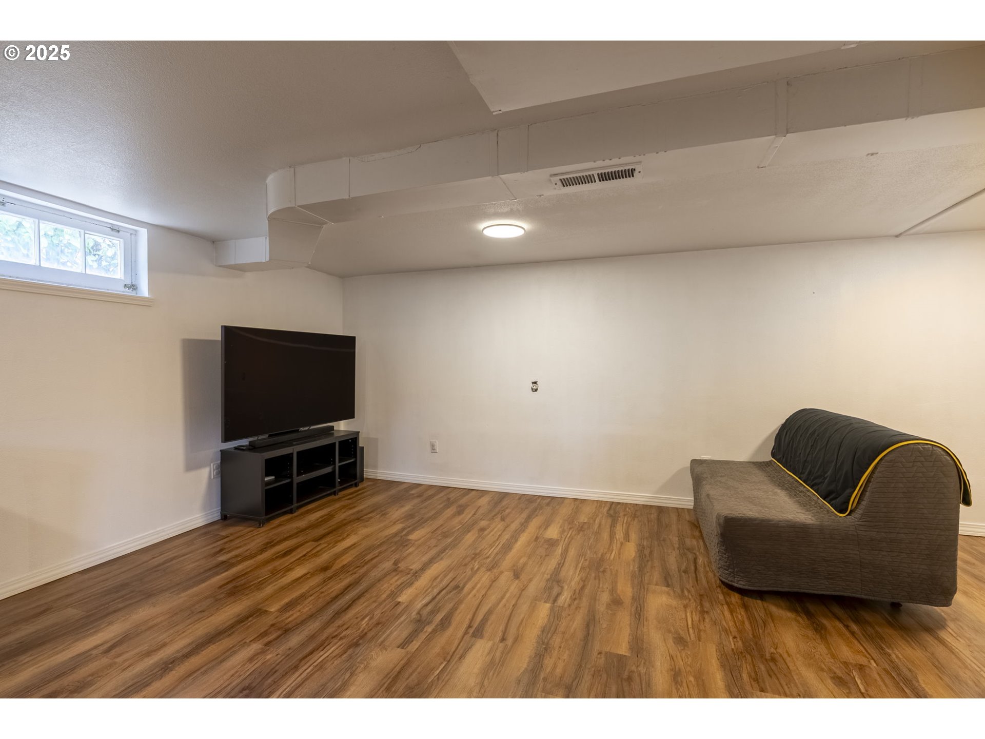 1215 NE 80TH AVE