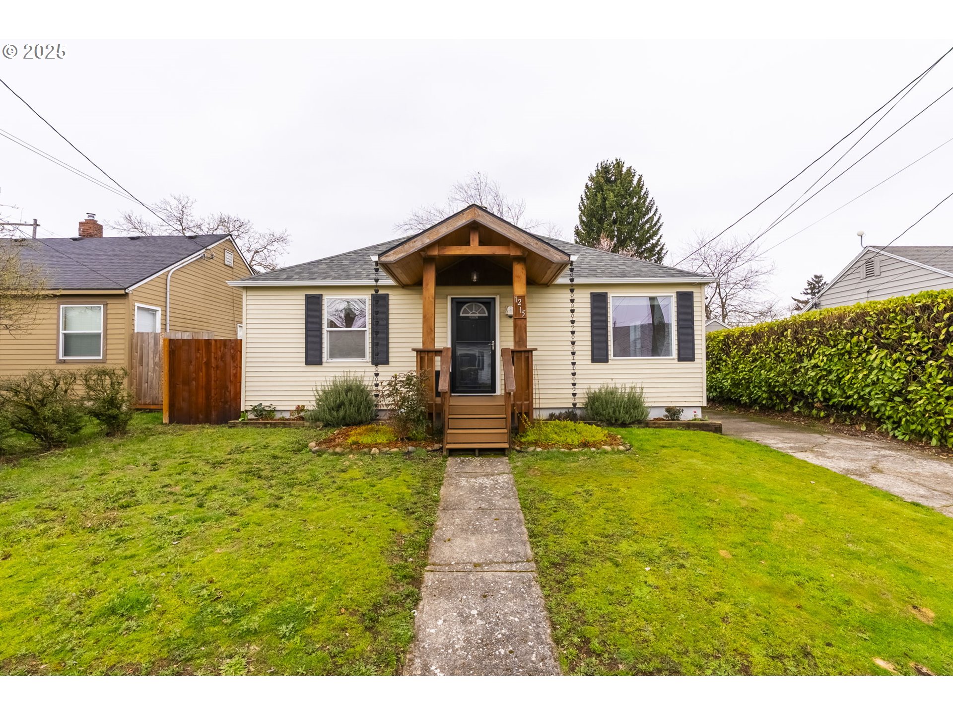 1215 NE 80TH AVE
