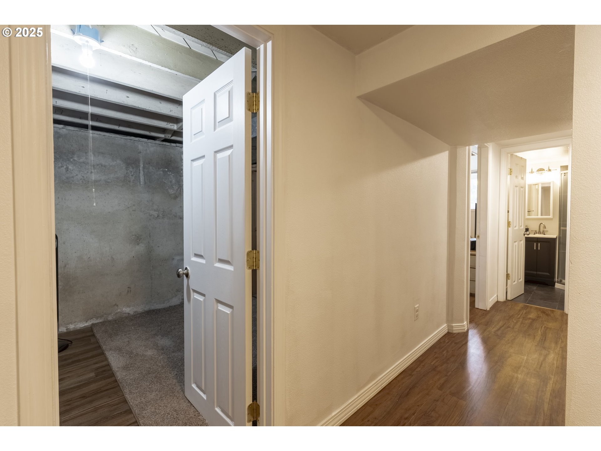 1215 NE 80TH AVE