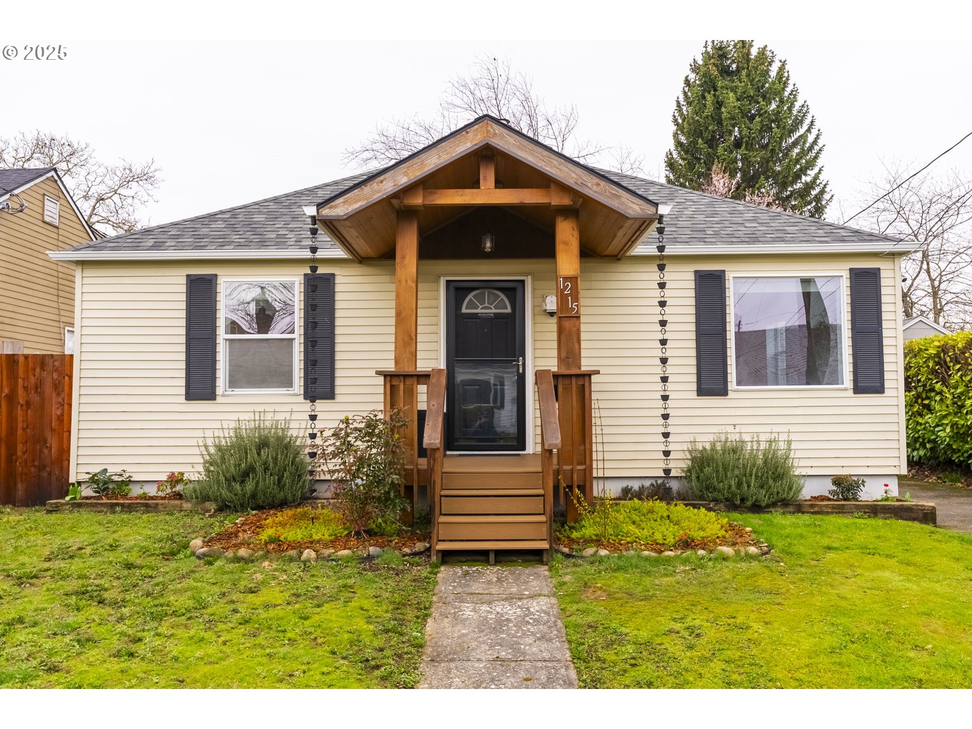 1215 NE 80TH AVE